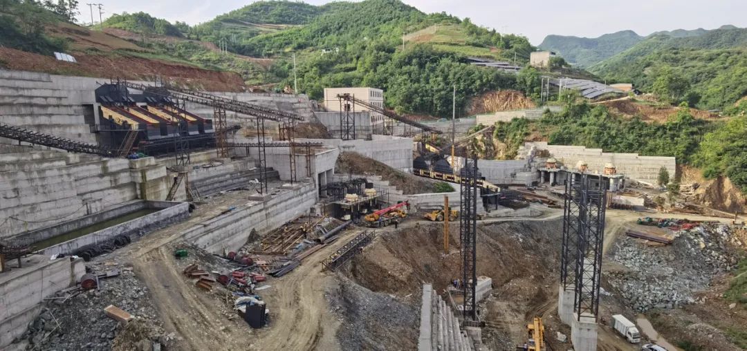 動態(tài)｜磊蒙集團助力西十高鐵建設(shè)